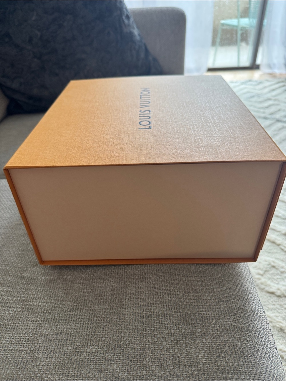 Louis Vuitton Box - Picture 2 of 4